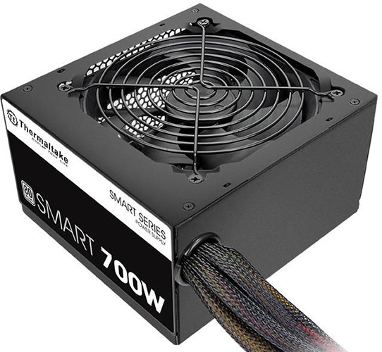 Thermaltake Smart 700W